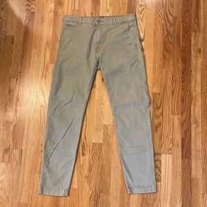 Levi’s XX Chino Standard Taper